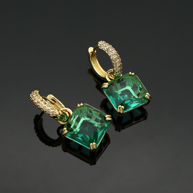 China Factory Manufacture Wholesale Various Custom Dangle Earrings Stud Gold Plated Glass Crystal Hoop Earrings For Women Gift
