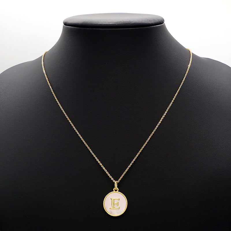 Newest Wholesale Customizable Letters Pendant Jewelry Gift Shell Pendant Gold Plated Necklace