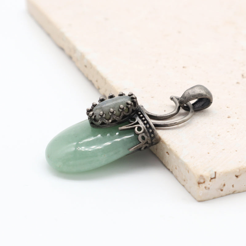Wholesale New Design Diy Manufacture China Factory Moon Shape Charm Jewelry Green Aventurine Natural Stone Pendant For Necklace