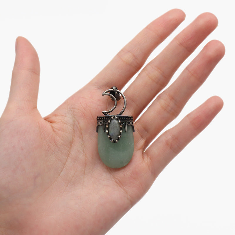 Wholesale New Design Diy Manufacture China Factory Moon Shape Charm Jewelry Green Aventurine Natural Stone Pendant For Necklace