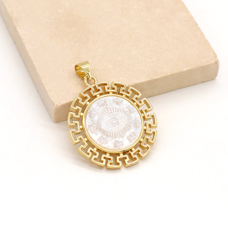 Shell Charm Pendant Jewelry Factory Custom Patterned Edges Pendant Gold Plated Natural Shell Necklace Pendant