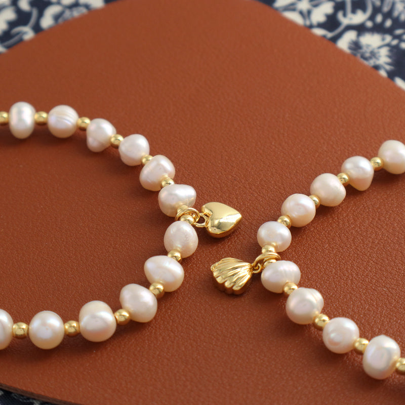 Wholesale Fashion Custom Women Gift Gold Plated Brass Beads Handmade Elastic Shell Heart Charm 7mm Freshwater Pearl Bracelet