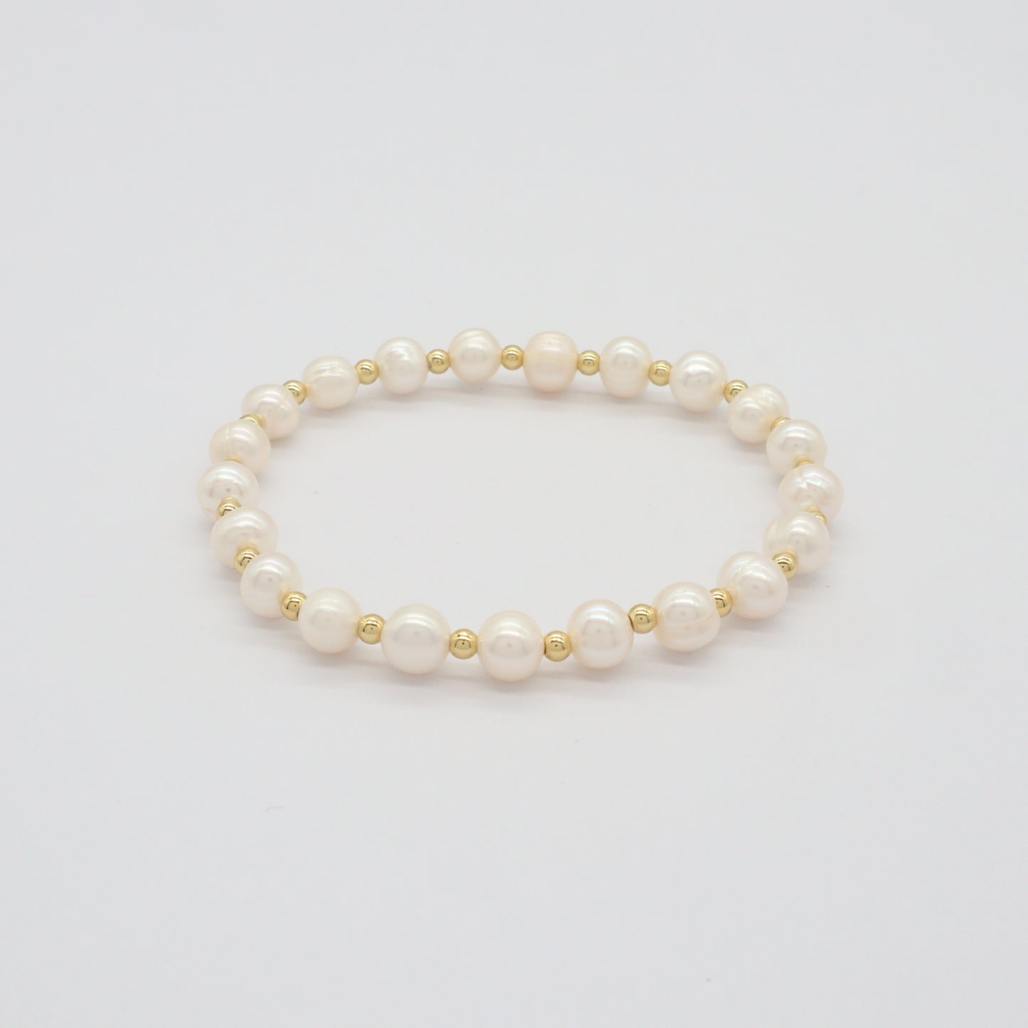Customized Simple Design Jewelry Handmade Adjustable Elastic Gold Plated Brass Beads Handmade Fresh Water Pearl Bracelet