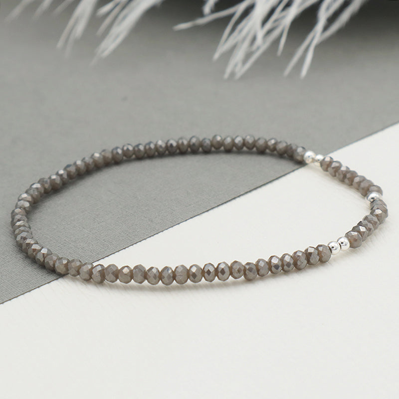 Oem Wholesale Summer Girl Kid Grey Handmade Glass Crystal Jewelry Beaded Bracelet Charm