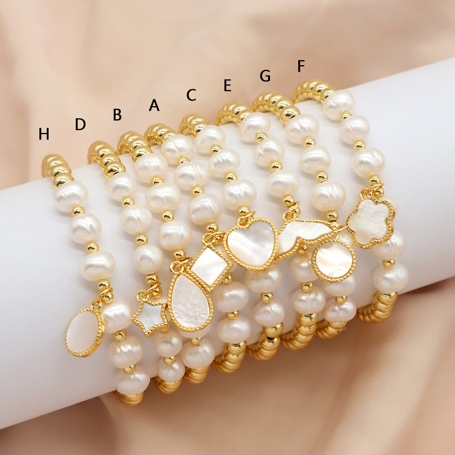 Custom Wholesale Trendy Friendship Elastic Handmade Gold Plated Brass Bead Women Gift Natural Fresh Water Pearl Bracelet With Shell Charm