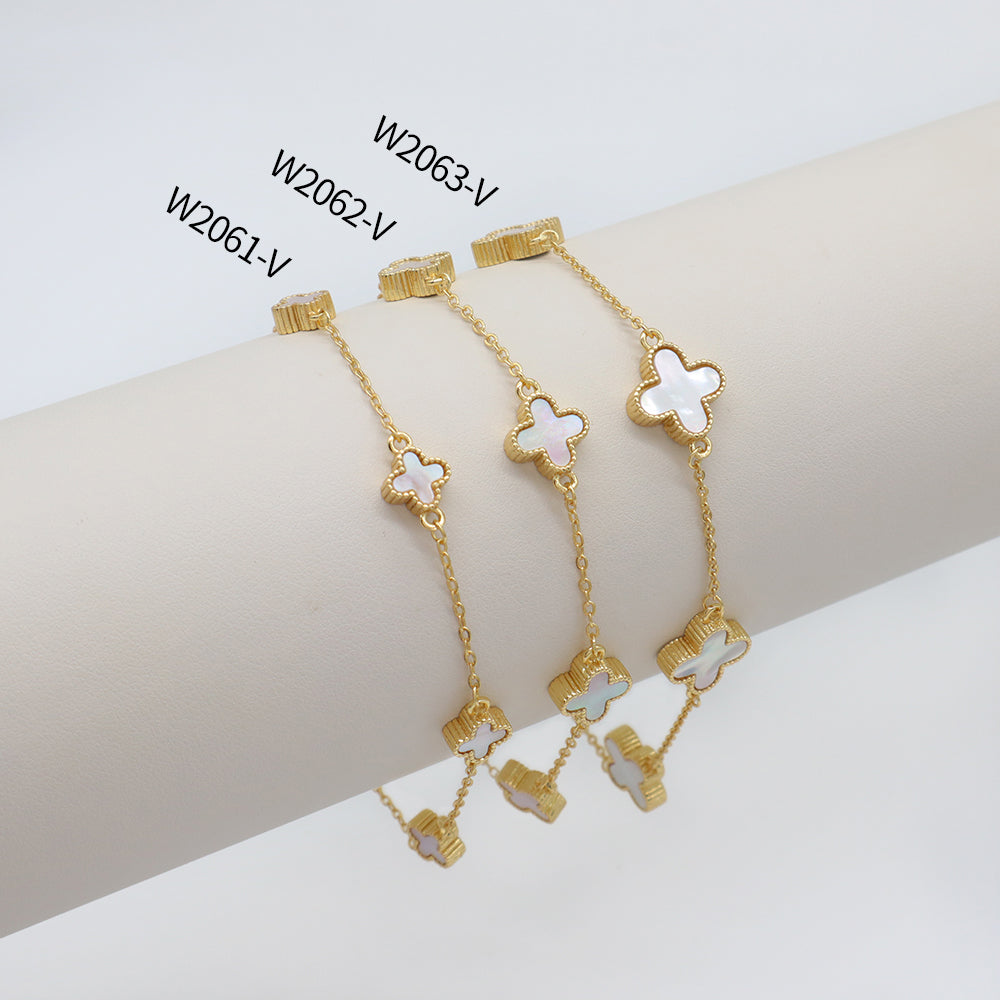 Handmade Customizable 9mm Imitation Shell Charms Bracelet