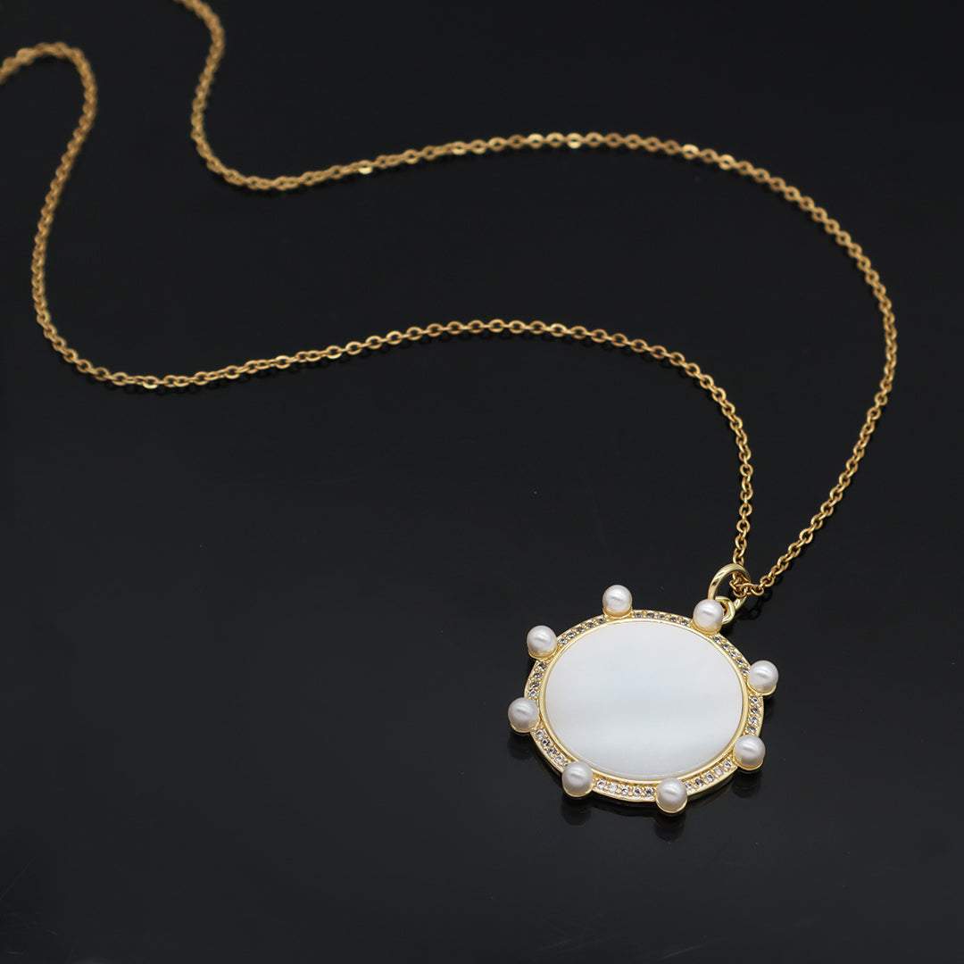 Trendy Jewelry Custom Factory Round Pearl Charm Gold Plated Stainless Steel Chain Cz Pearl Shell Pendant Necklace For Women Gift