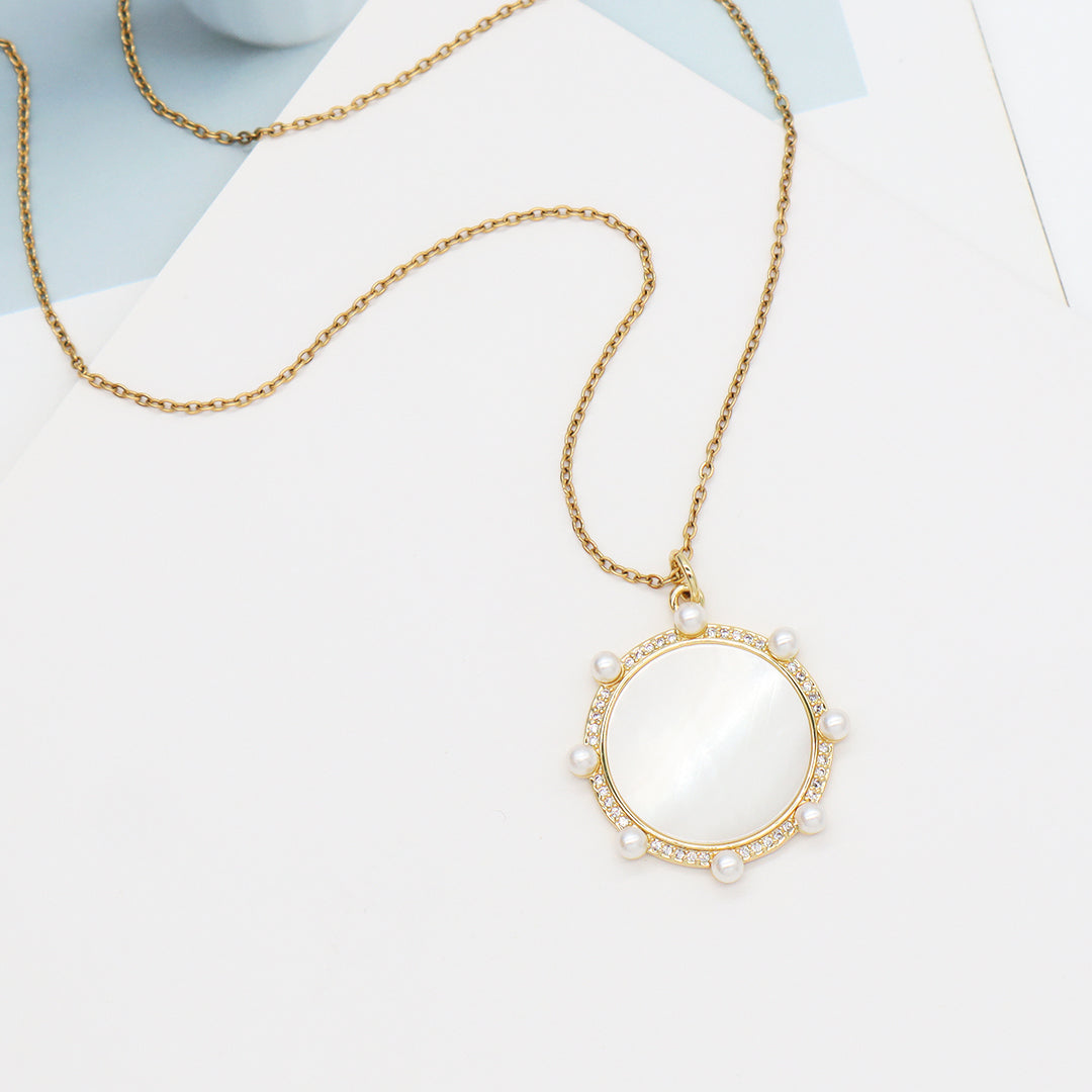 Trendy Jewelry Custom Factory Round Pearl Charm Gold Plated Stainless Steel Chain Cz Pearl Shell Pendant Necklace For Women Gift