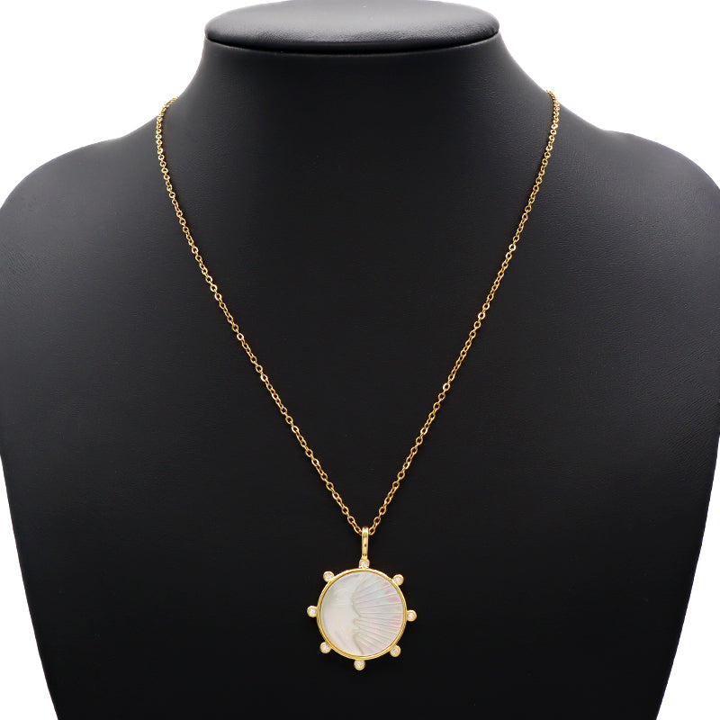 OEM Wholesale Newest Design Customizable Moon Pendant Jewelry Gift Shell Pendant Gold Plated Stainless Steel Chain Necklace For Women