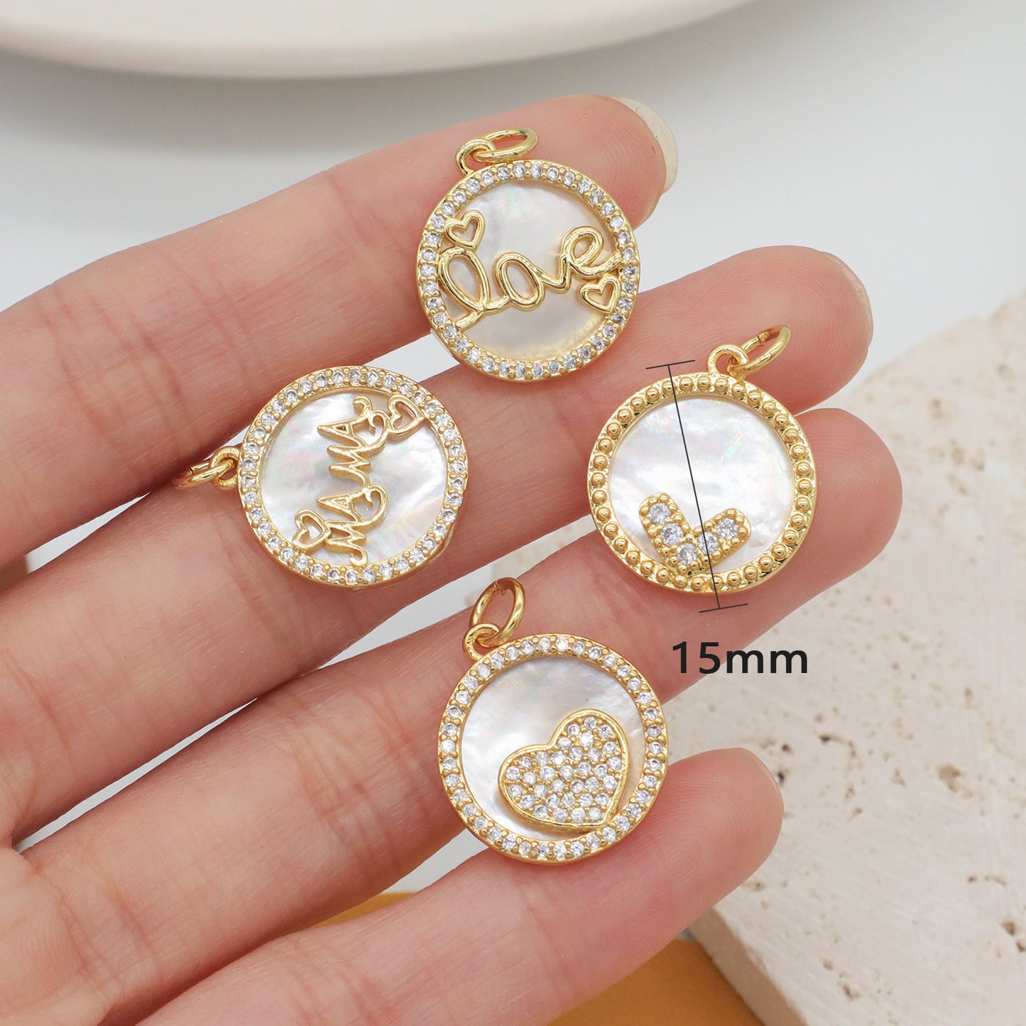 New Bulk Sale Round Shell Love Heart Charm Jewelry Necklace Pendant Micro Pave Cz Gold Plated Shells Heart Pendant For Women