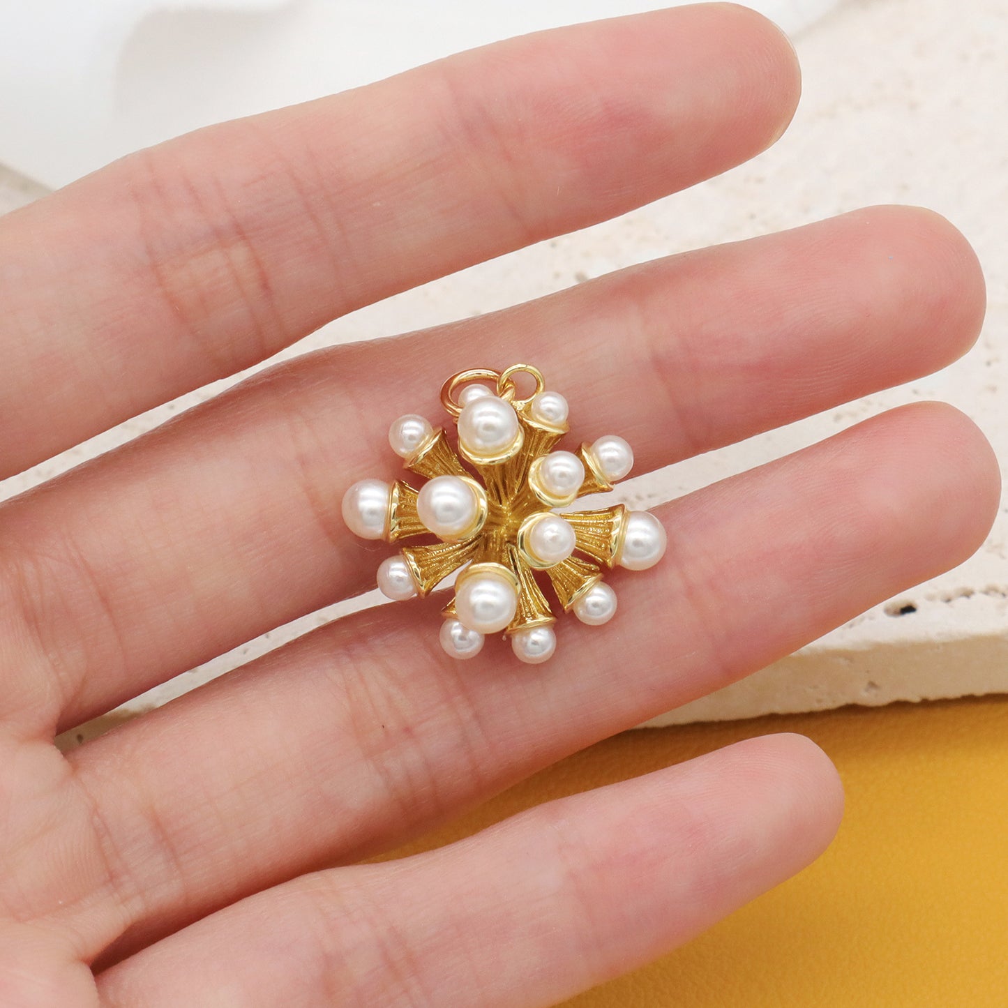 New Arrival Shell Flower Charm Jewelry Necklace Pendant Gold Plated Shells Flower Pendant For Jewelry Making