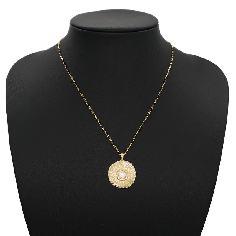 China Factory Wholesale Customized DIY Charm Pendant Jewelry Gold Plated Round Natural Shell Pendant For Necklace Making