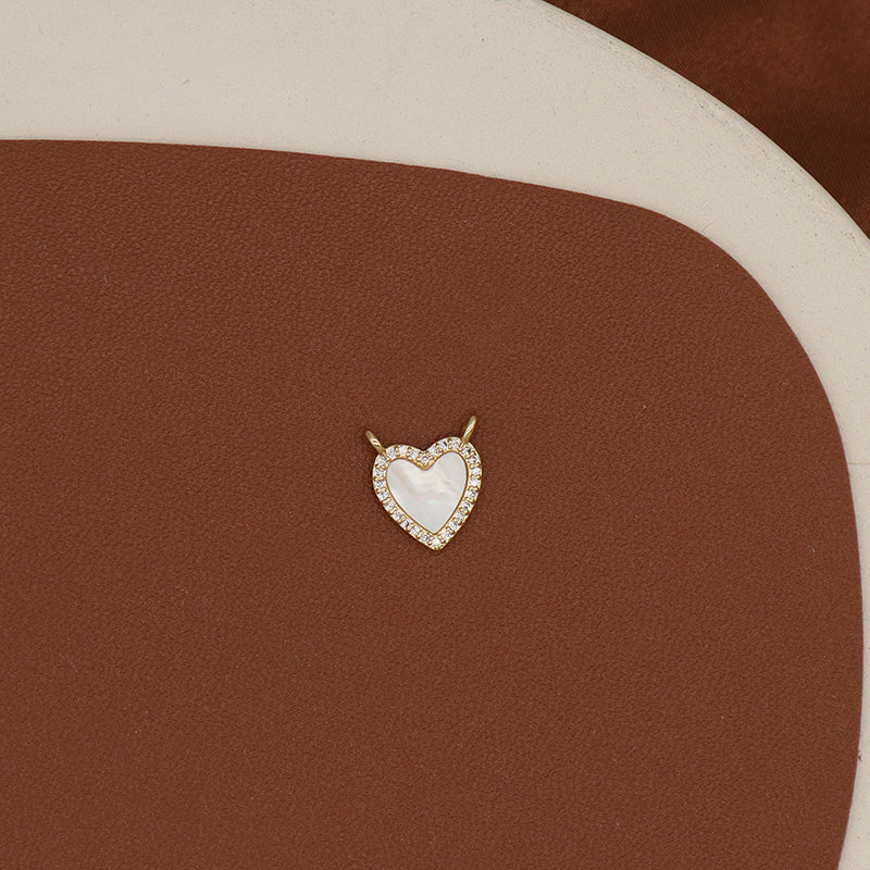 Wholesale Custom Manufacture Shell Heart Shape Charm Jewelry  DIY Gold Plated CZ Natural Shell Heart Pendant For Necklace Making