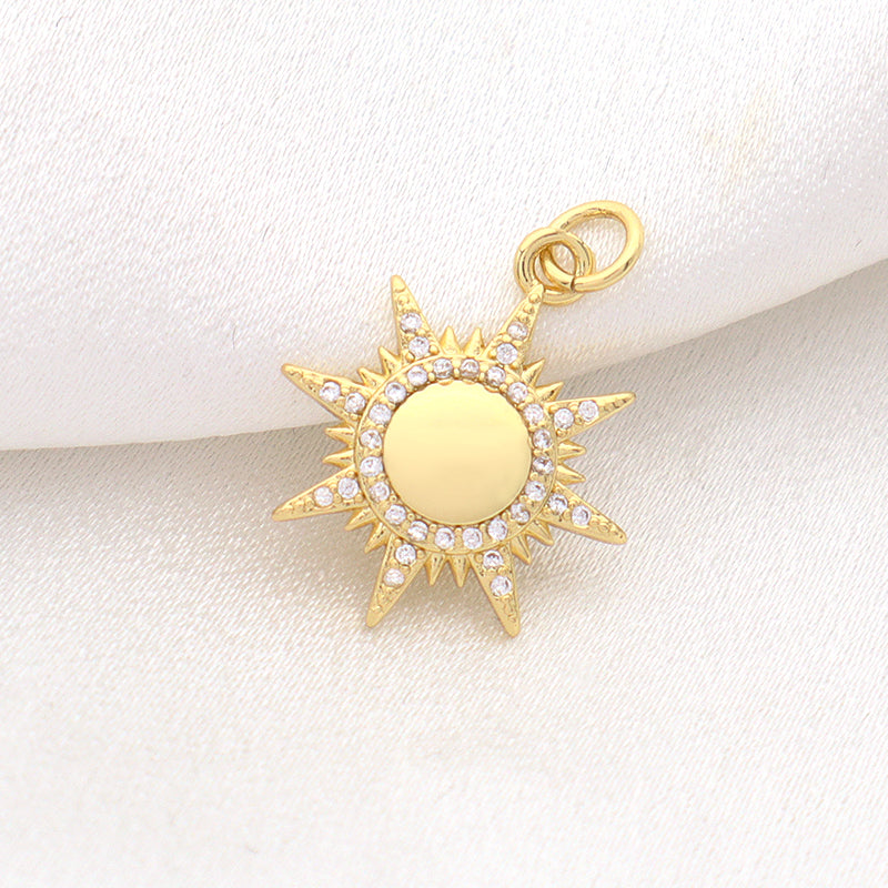 Hot Selling Factory Wholesale Custom Shinning Sun Charm Pendant Jewelry CZ Gold Plated Moon Sun Necklace Pendant For Women