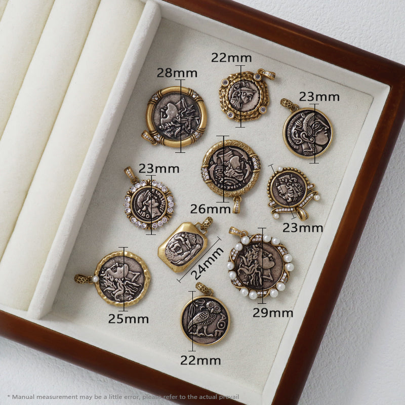 Diy Custom Factory Wholesale Women Men Round Charm Jewelry Gold Plated Vintage Two-sided Head Sculpture Pendant For Necklace