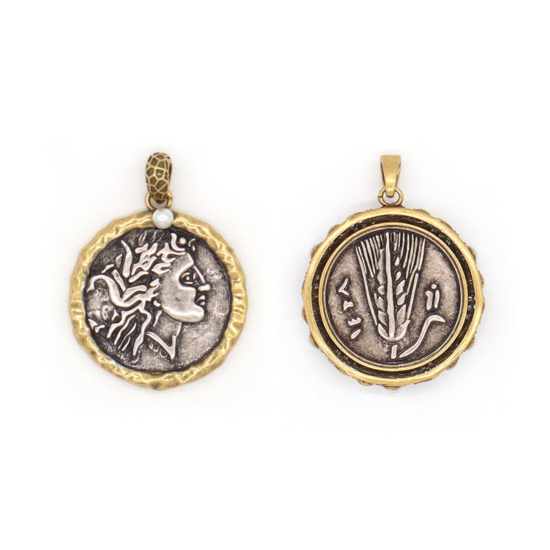 Custom Factory Wholesale Women Men Round Necklace Charm Jewelry CZ Shell Gold Plated Two-sided Vintage Head Sculpture Pendant