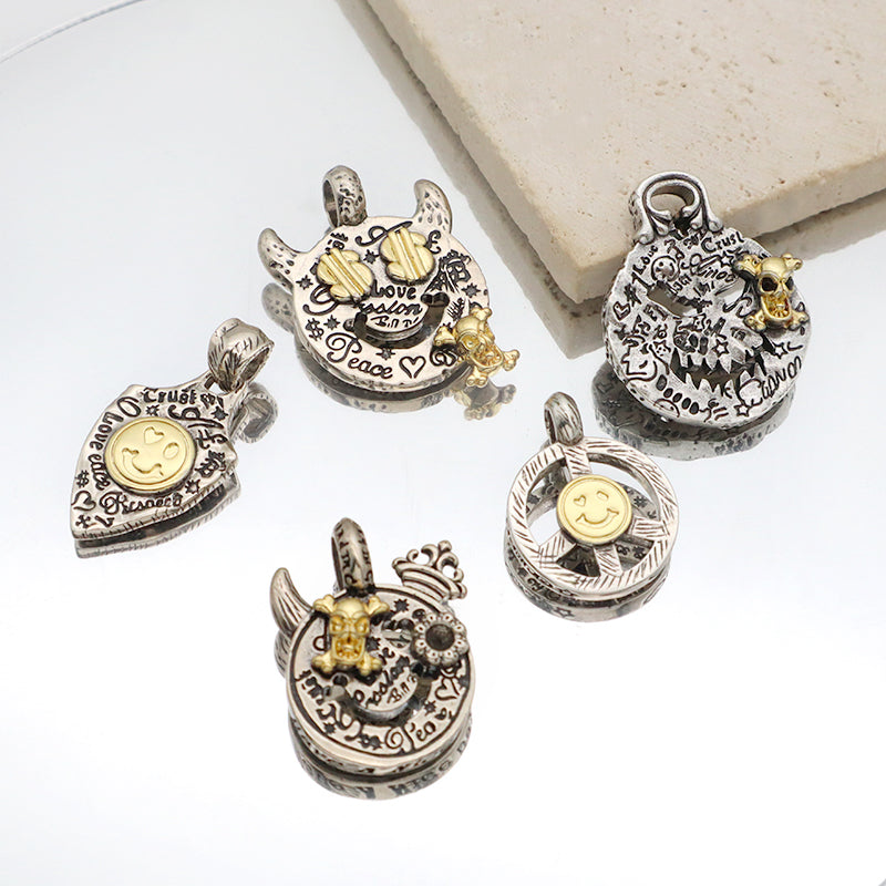 Good Quality Oem Factory Wholesale Customized  Vintage Brass Pendant Necklace Charm  Gold Plated Pendant For Diy Jewelry Making