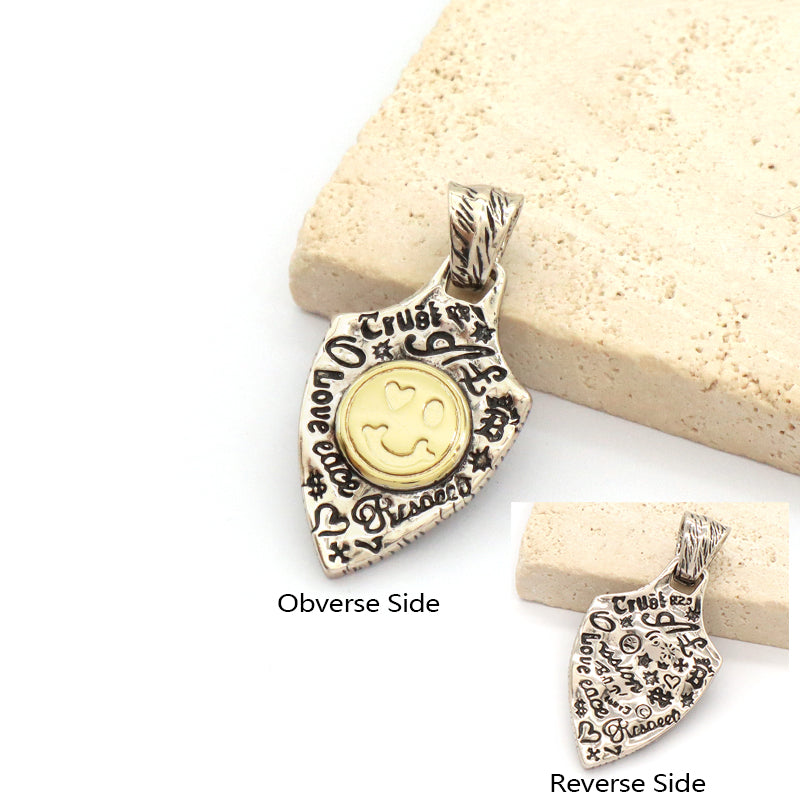 Good Quality Oem Factory Wholesale Customized  Vintage Brass Pendant Necklace Charm  Gold Plated Pendant For Diy Jewelry Making