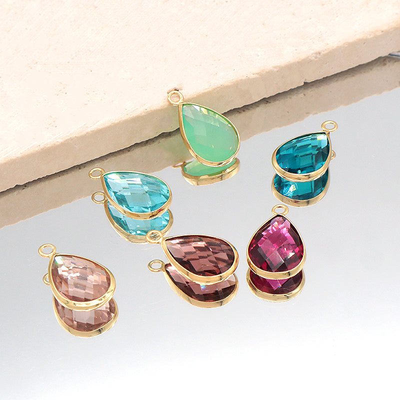 Wholesale Newest Custom Manufacture Factory Charm Women CZ Gold Plated Waterdrop Glass Crystal Pendant For Jewelry Accessories