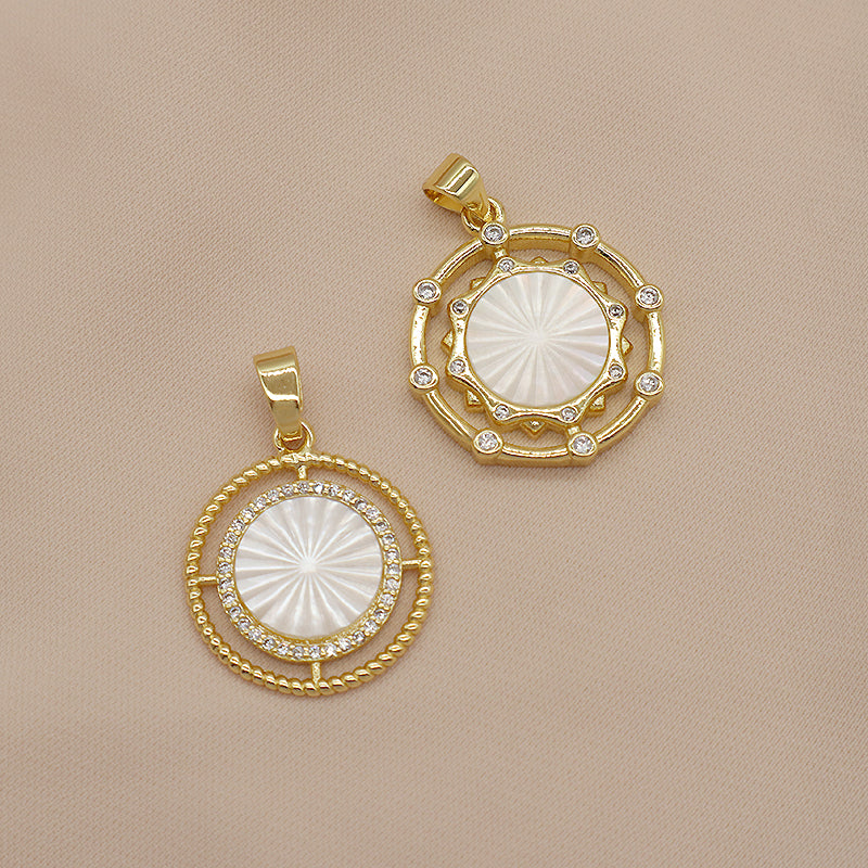 Good Quality Wholesale Newest Customizable Patterned Edges Pendant Jewelry Gift Shell Pendant Gold Plated Stainless Steel Chain Necklace For Women