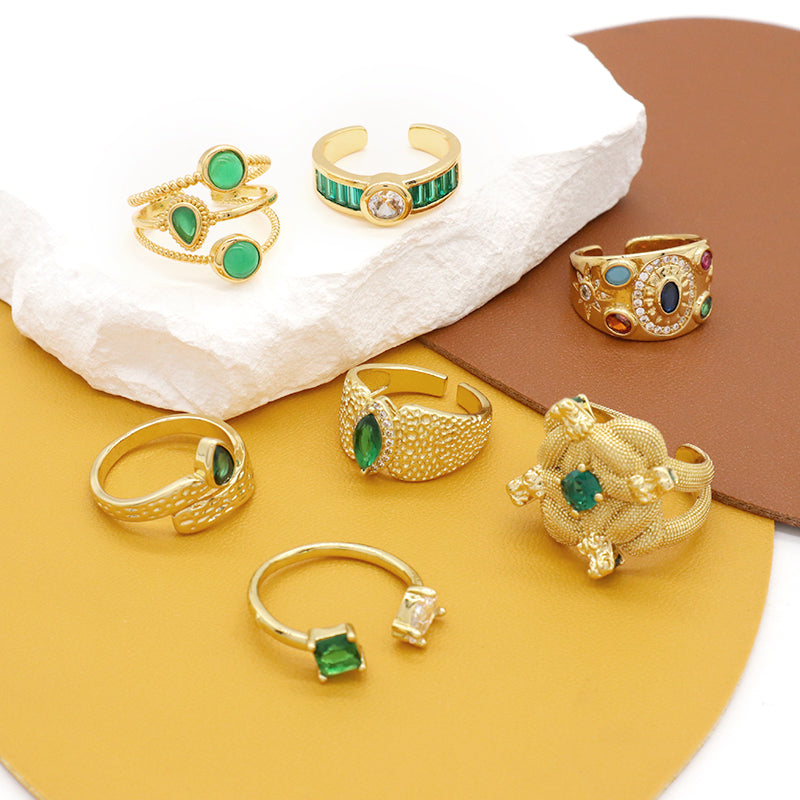 Manufacture Wholesale Factory Custom Adjustable Opening Finger Ring Gift Jewelry Gold Plated Green Glass Crystal Ring For Women