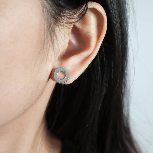 Custom Simple 925 Sterling Silver Studs Earring Rhodium Round Hollowed Out Sterling Silver 925 Earrings Stud For Women Jewelry