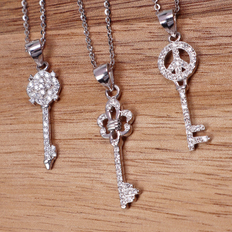 925 sterling silver claw setting high quality shinny CZ diamond key pendant & 925 silver chain necklace